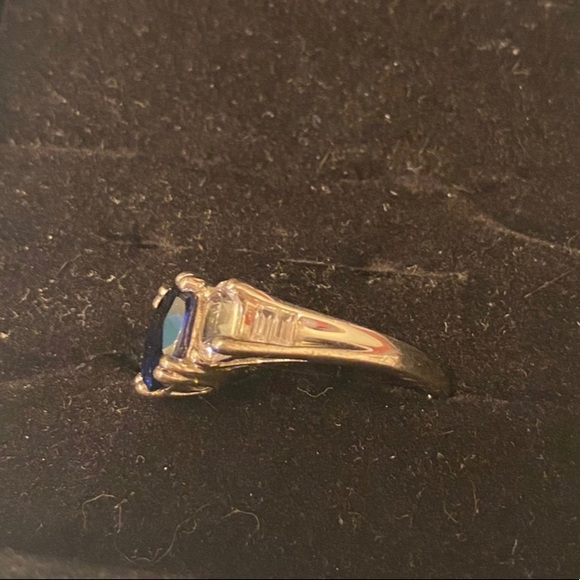 ★𝐒𝐎𝐋𝐃 𝐎𝐍 𝐌𝐄𝐑𝐂𝐀𝐑𝐈★ - Picture 2 of 4